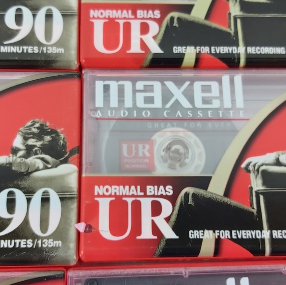 - Maxell UR 90 normal bias cassette 9 - Picture 7 of 7